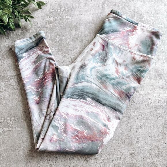 Fabletics Green and Pink Swirl Print High Rise Crop Workout Leggings Size Small - Picture 1 of 7